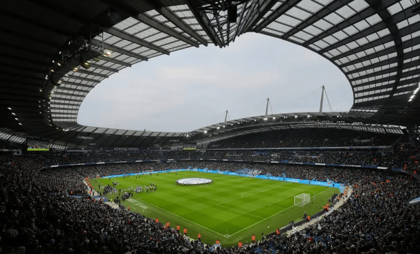 意甲媒体热议：米兰前锋希门尼斯未来扑朔迷离，媒体坚称他将离开而经纪人否认！