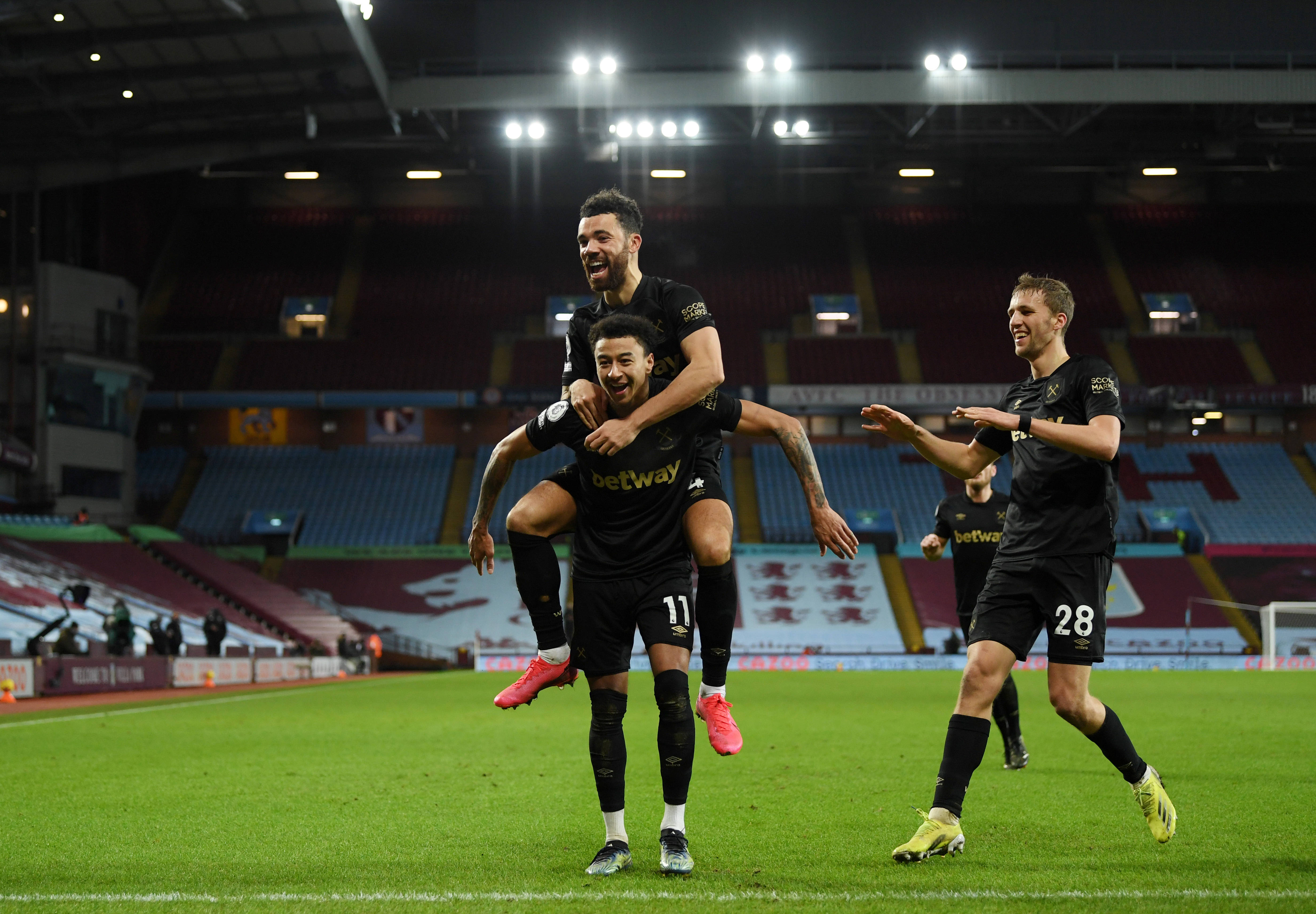 西蒙尼：朱利亚诺希望继续成长，我们也会全力帮助他