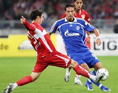 布伦森&布里奇斯首节合计23分，尼克斯首节落后2分