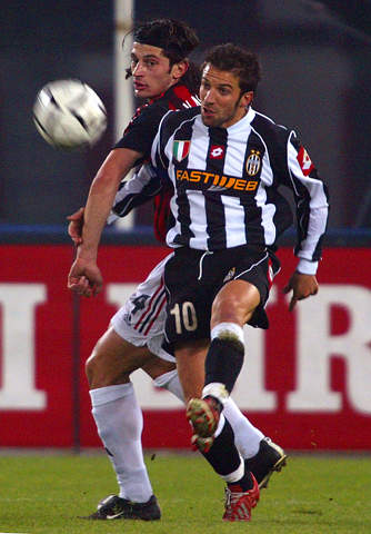 卡拉格公开向萨拉赫道歉，强调其利物浦贡献