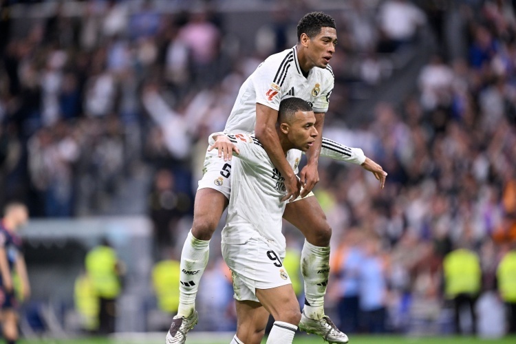 打造中甲银河战舰？深圳青年人总经理：还是让子弹再飞一会儿