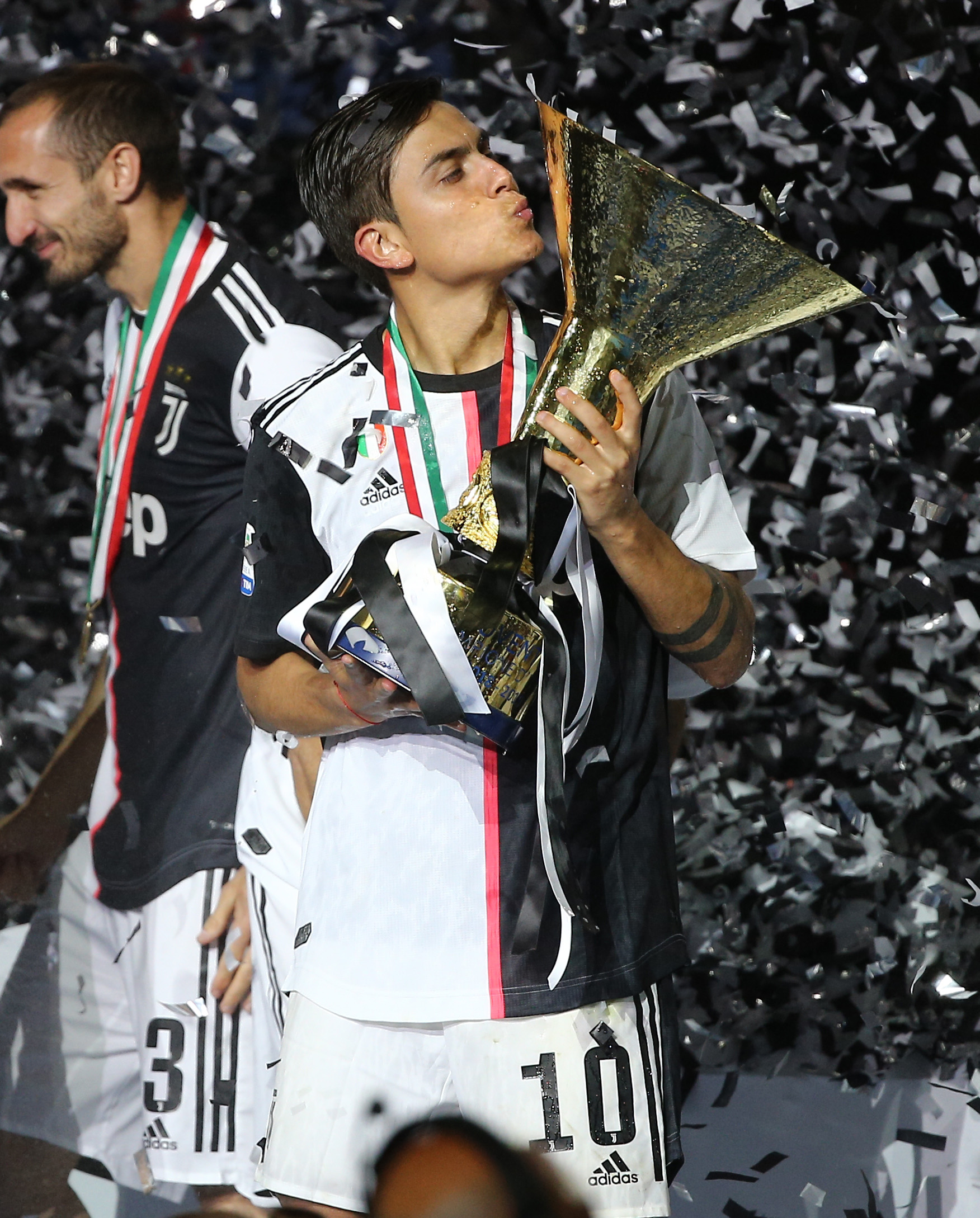 日职乙战报：爱德华多1射1传，千叶市原5-0狂胜FC今治